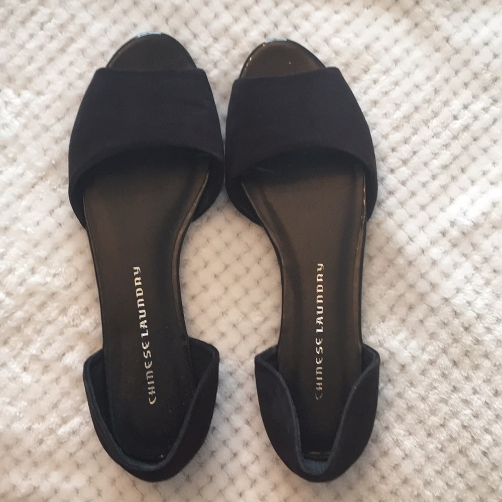 Black sandals